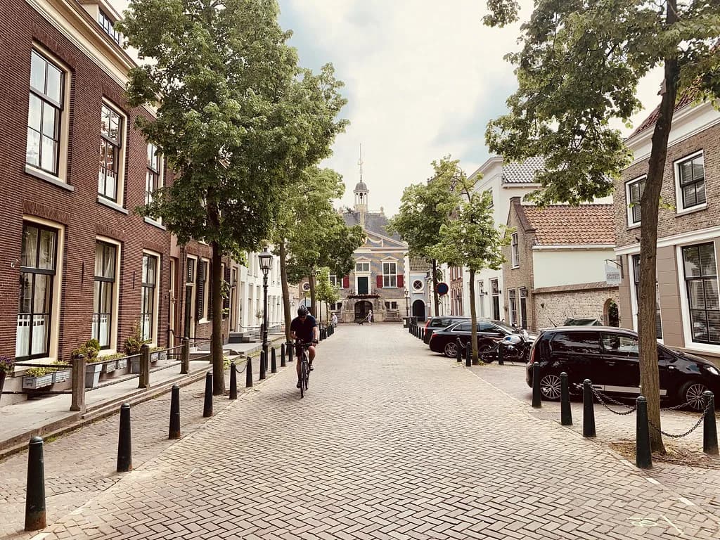 Cycling in the Netherlands: Routes, Rules and How to Start