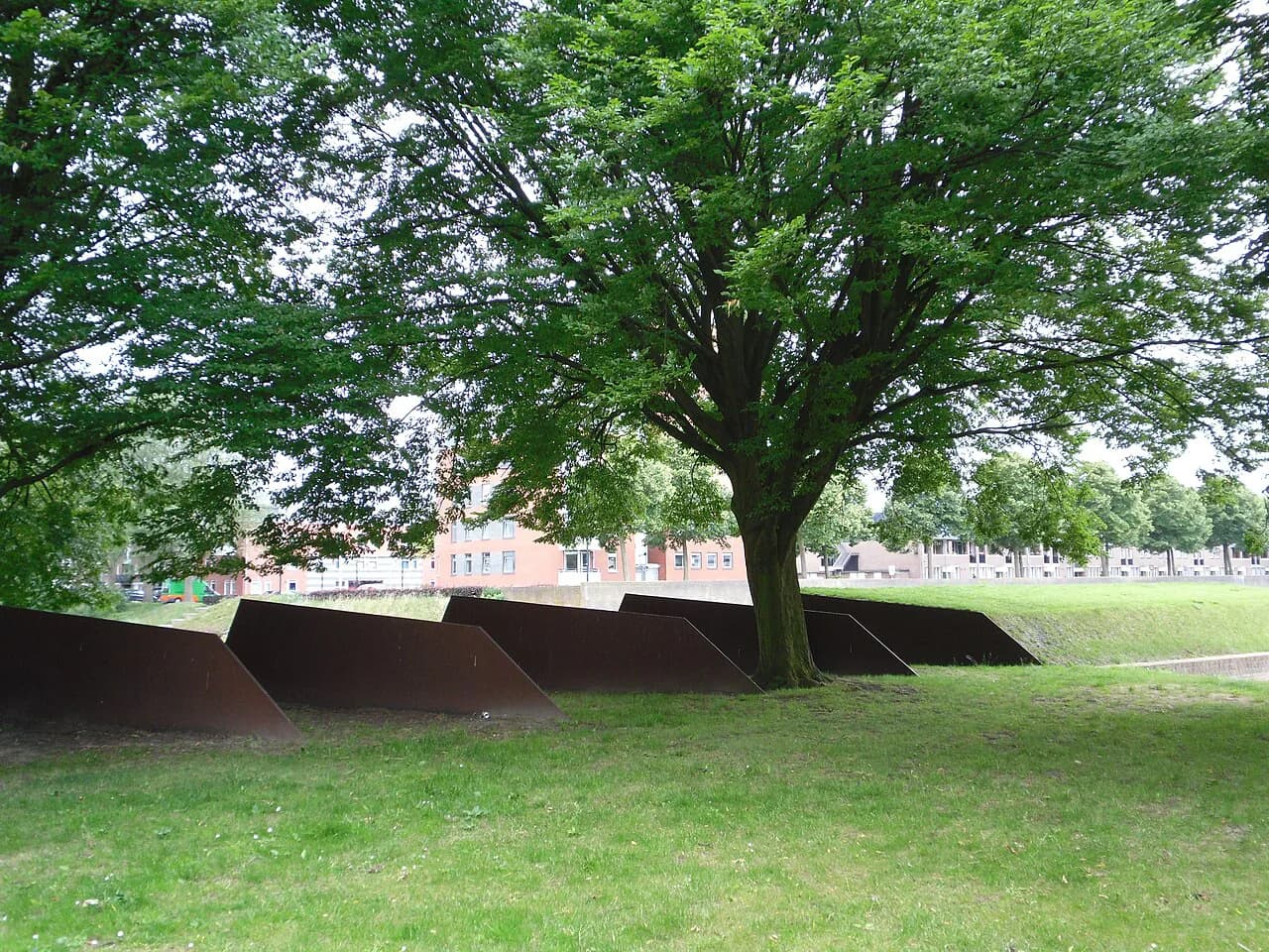 De Muntel, Den Bosch: A Neighbourhood Guide for Visitors