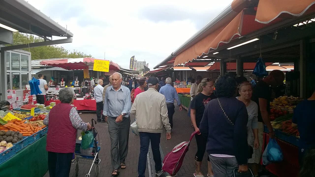 Haagse Markt, The Hague: Market Days, Stalls and What to Expect