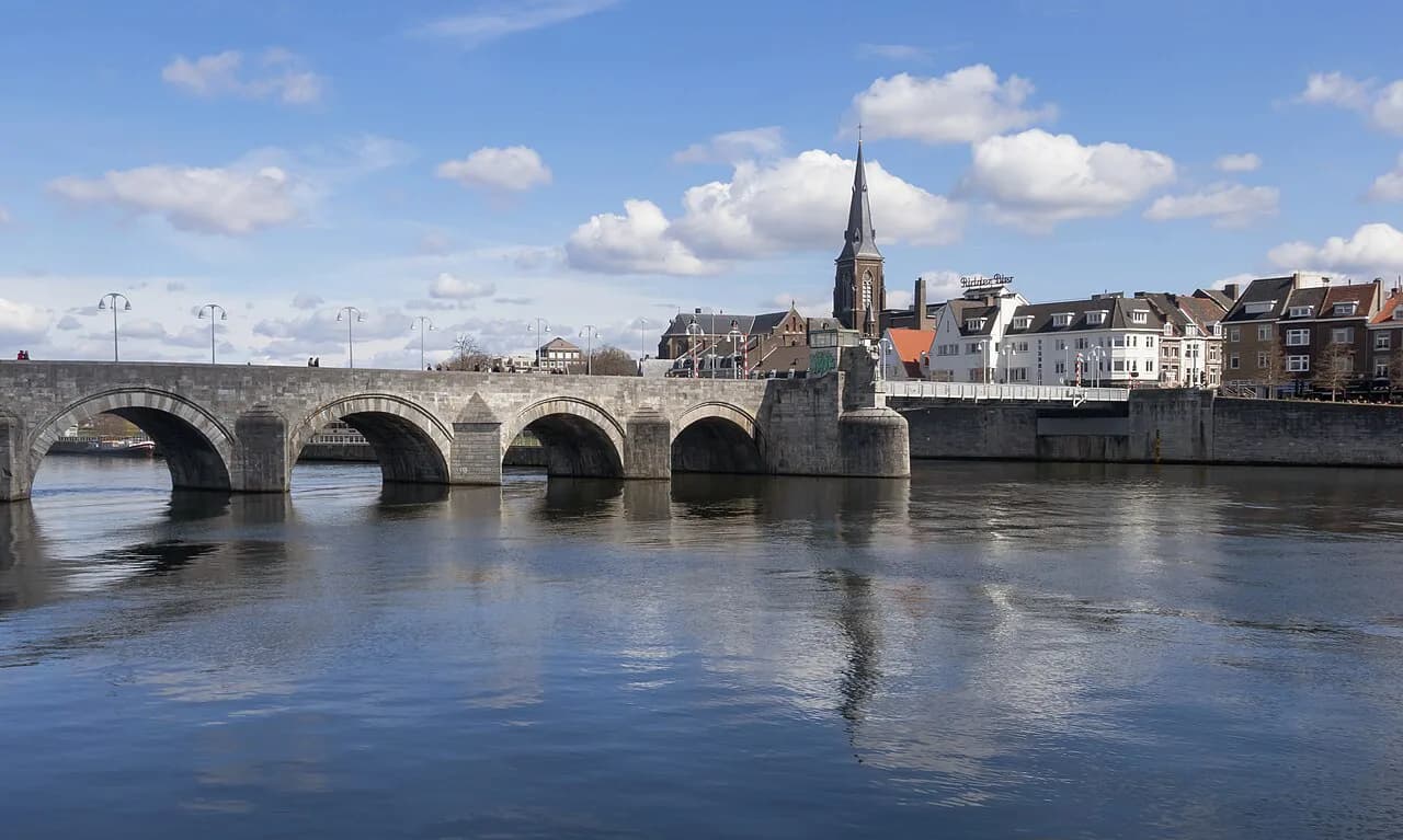 Maastricht Attractions: 11 Visitor Guides
