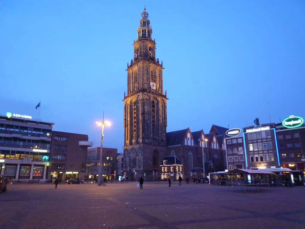 Martinitoren Groningen: Climbing the Martini Tower