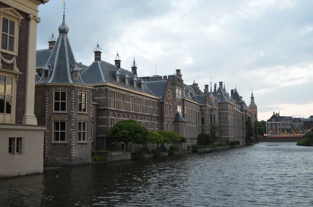 Panorama Mesdag, The Hague: Visiting the Round Painting
