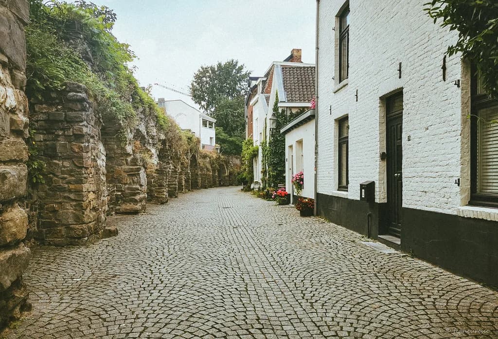 Shopping in Maastricht: Streets, Shops and Opening Days