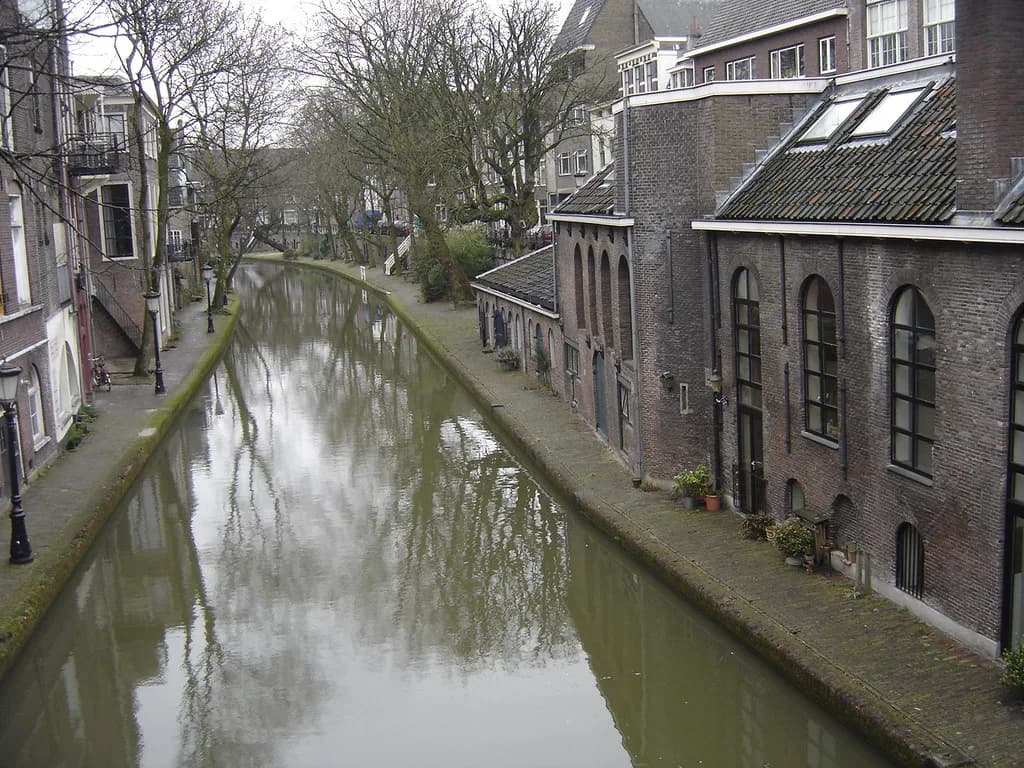 Shopping in Utrecht: Streets, Malls and Markets