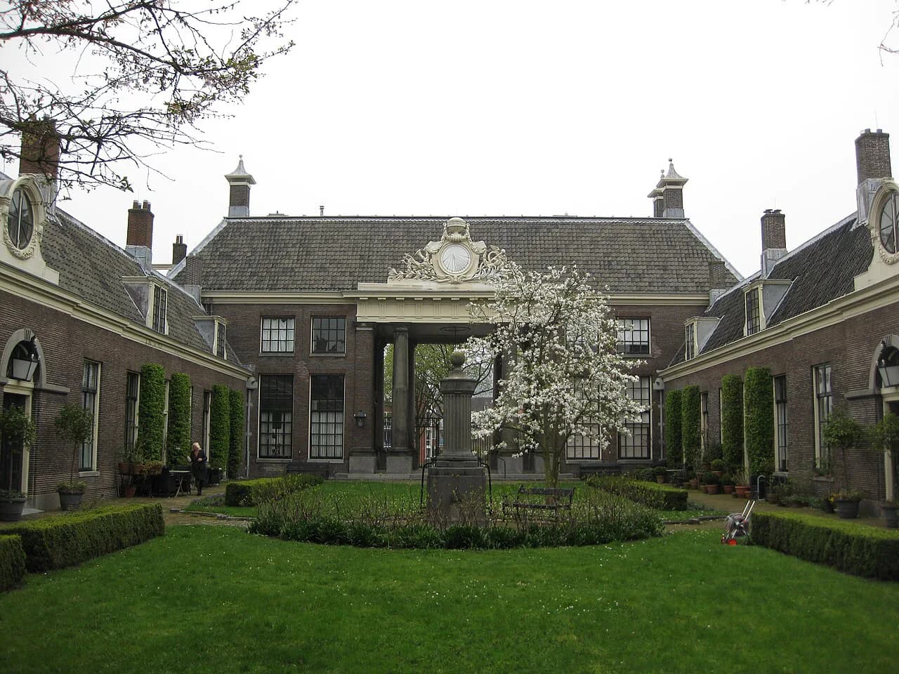 Teylers Hofje, Haarlem: Visiting the Hidden Courtyard