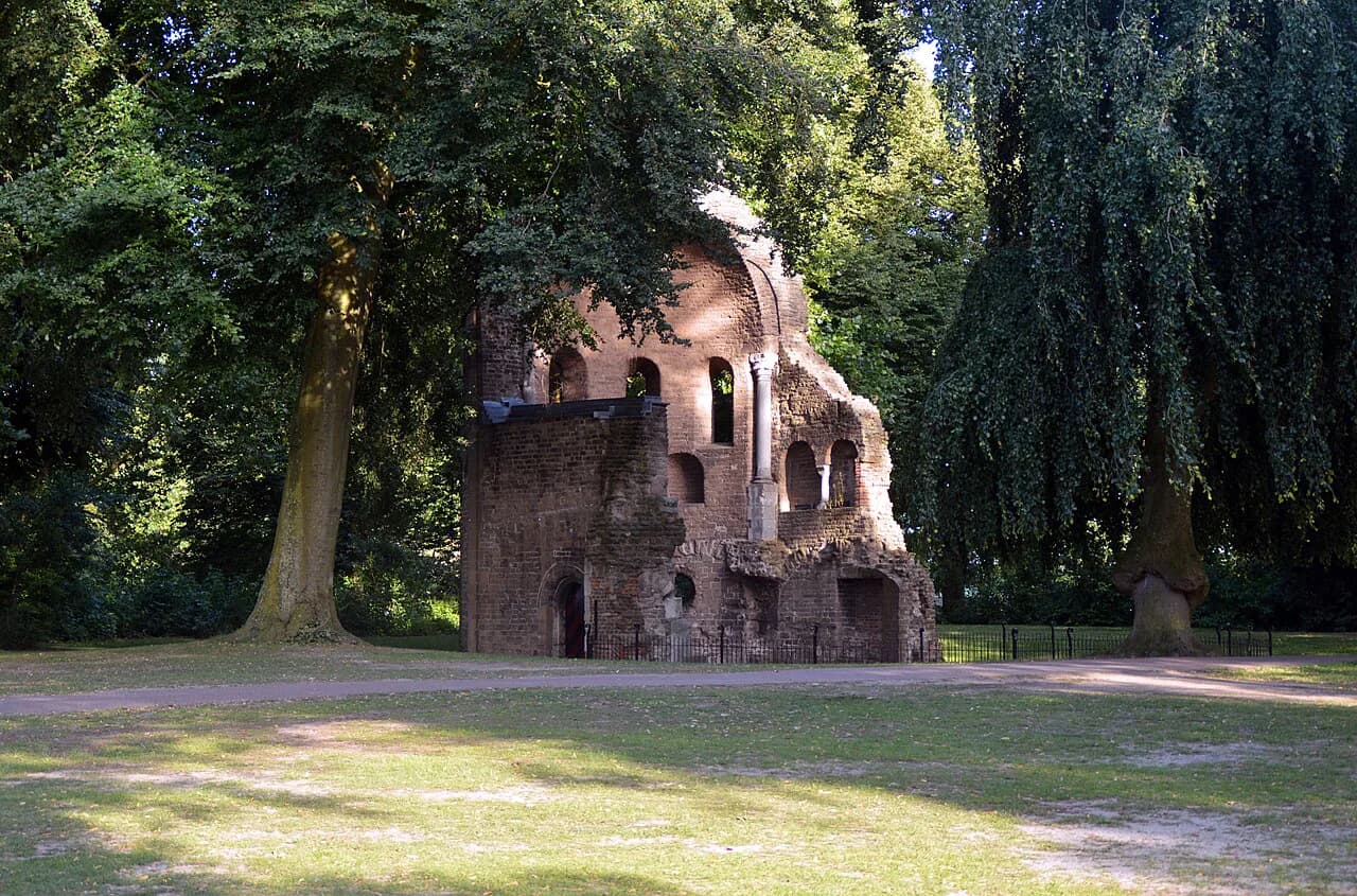 Valkhof Park, Nijmegen: What to See and How Long to Allow