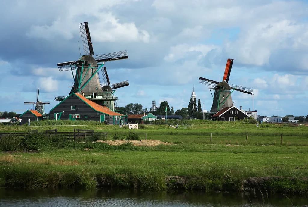 Windmills in the Netherlands: Where to See Working Dutch Mills