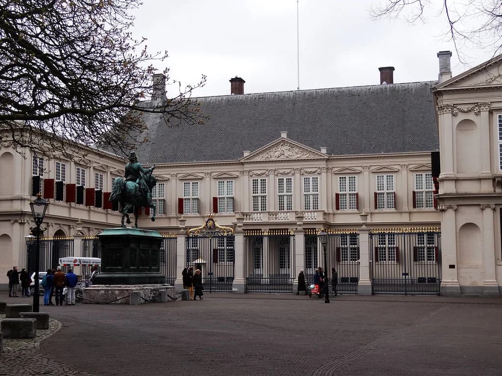 One Day in The Hague: A Realistic Walking Itinerary