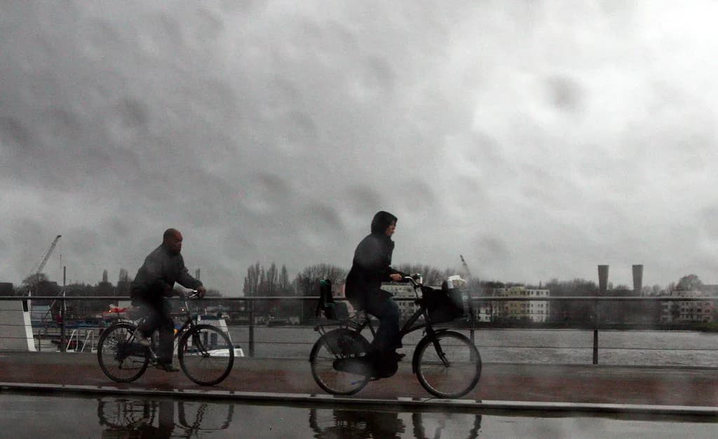 OV-fiets: How the Dutch Station Bike Hire Works