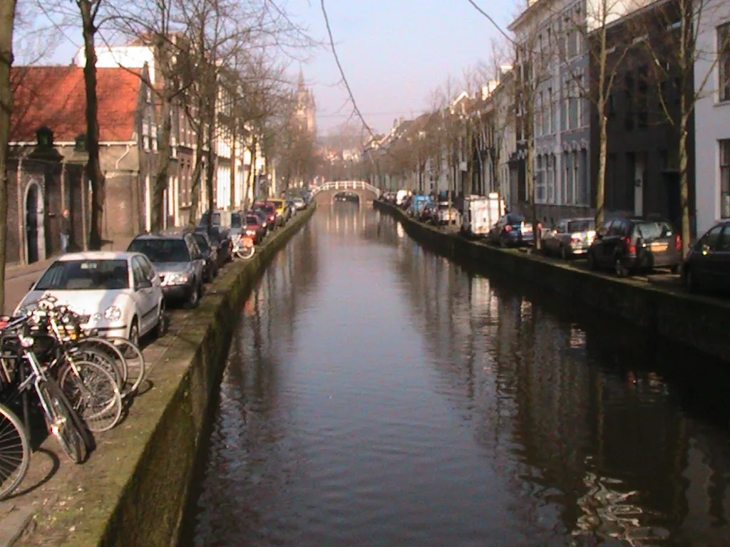 A canal in Delft in autumn.