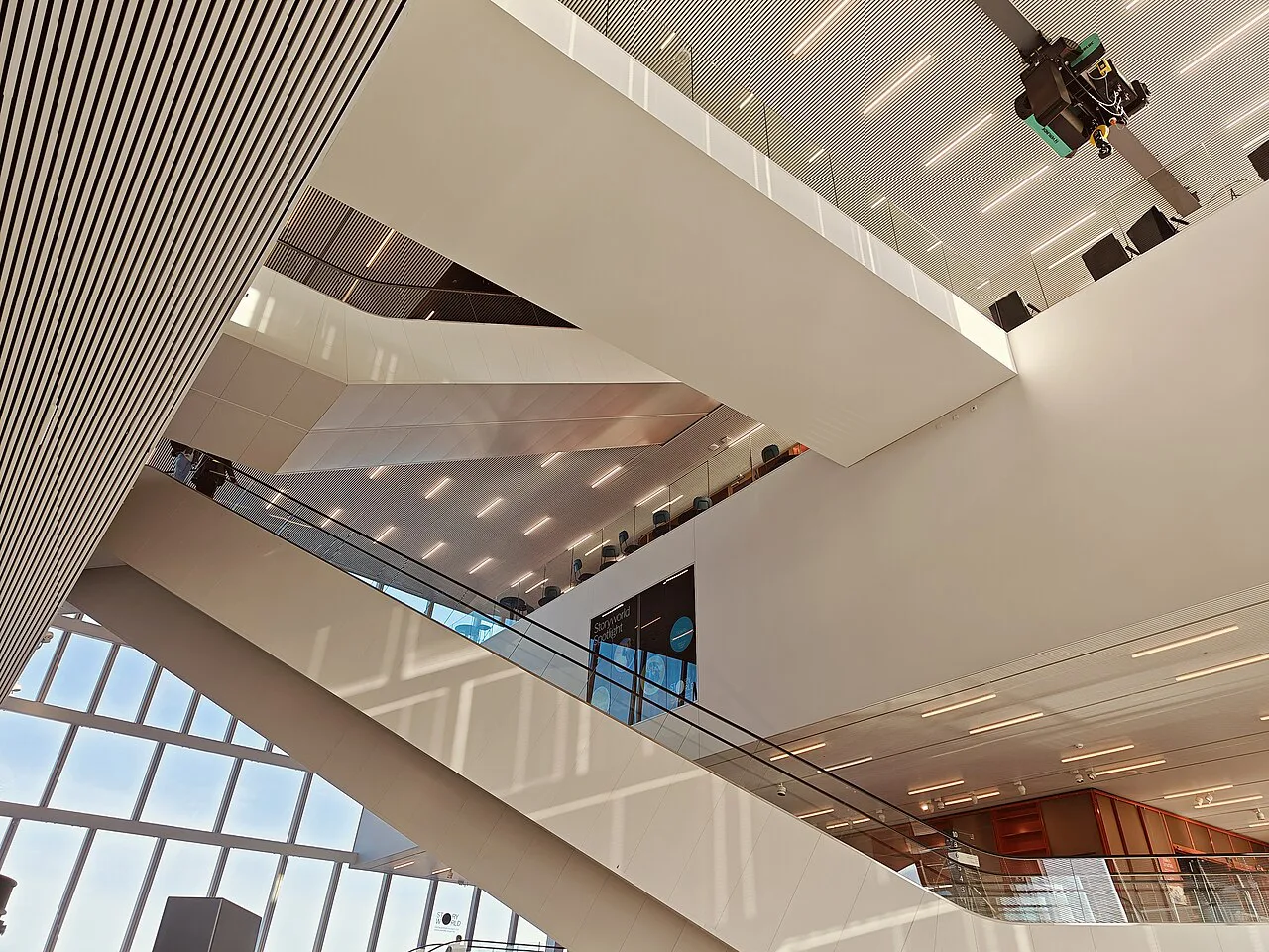 The main hall of Forum Groningen.