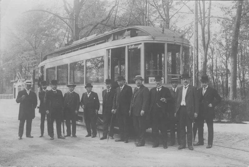 The first tram at the Hunnerpark, Nijmegen, in an early photograph.