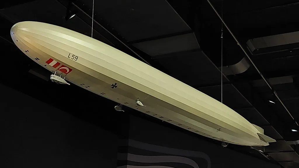 A Zeppelin model in the Design Museum Den Bosch.