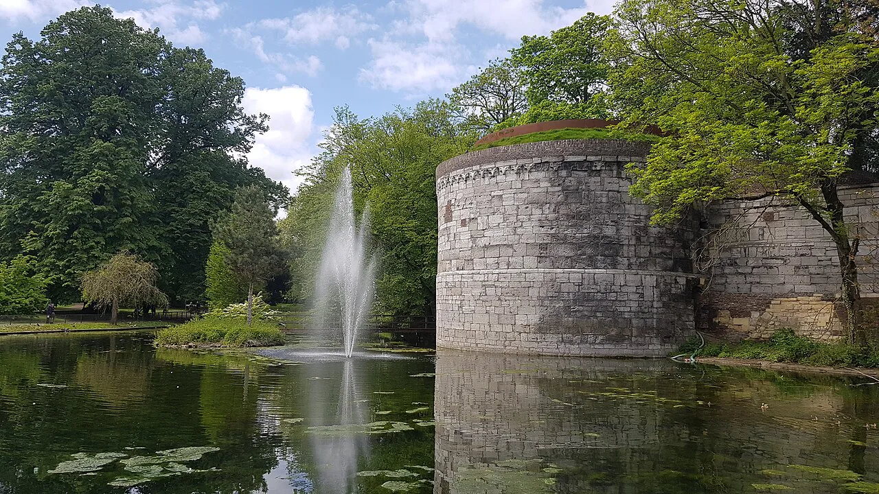 A fountain by the medieval walls in the Stadspark, Maastricht.