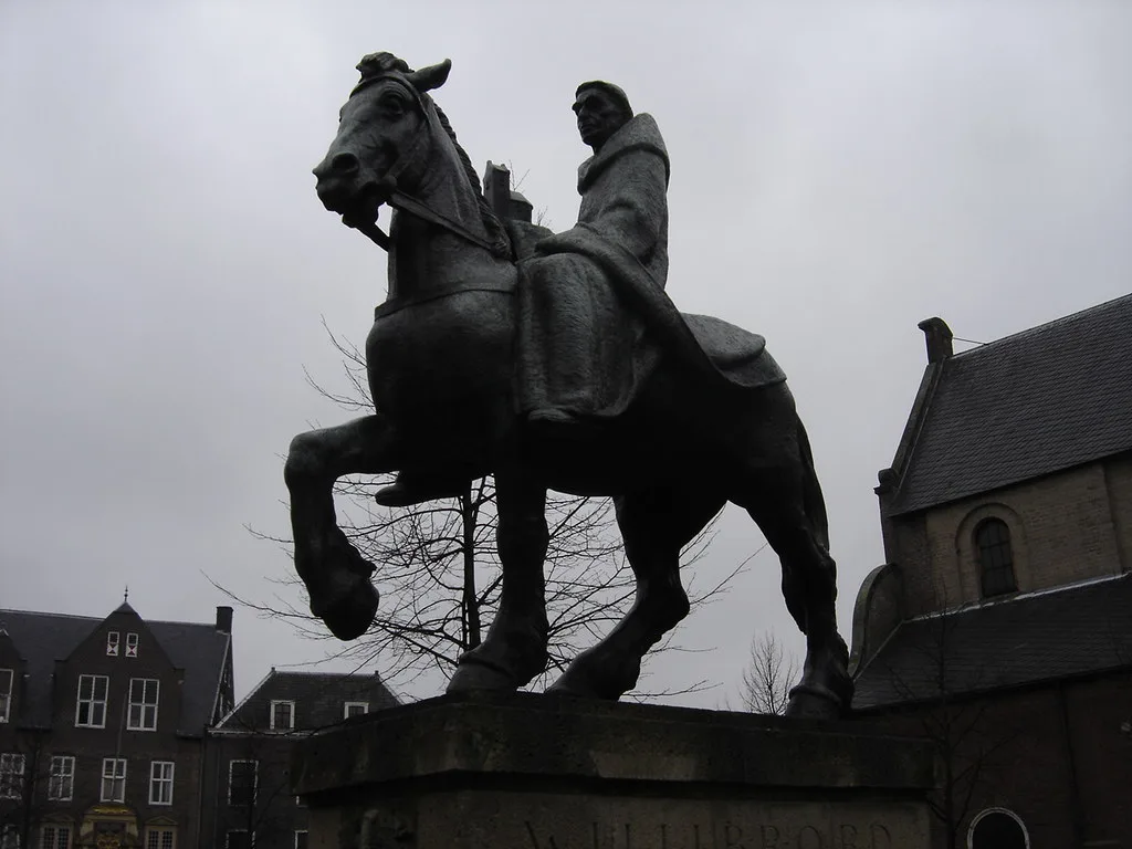 A statue in Utrecht's old centre.