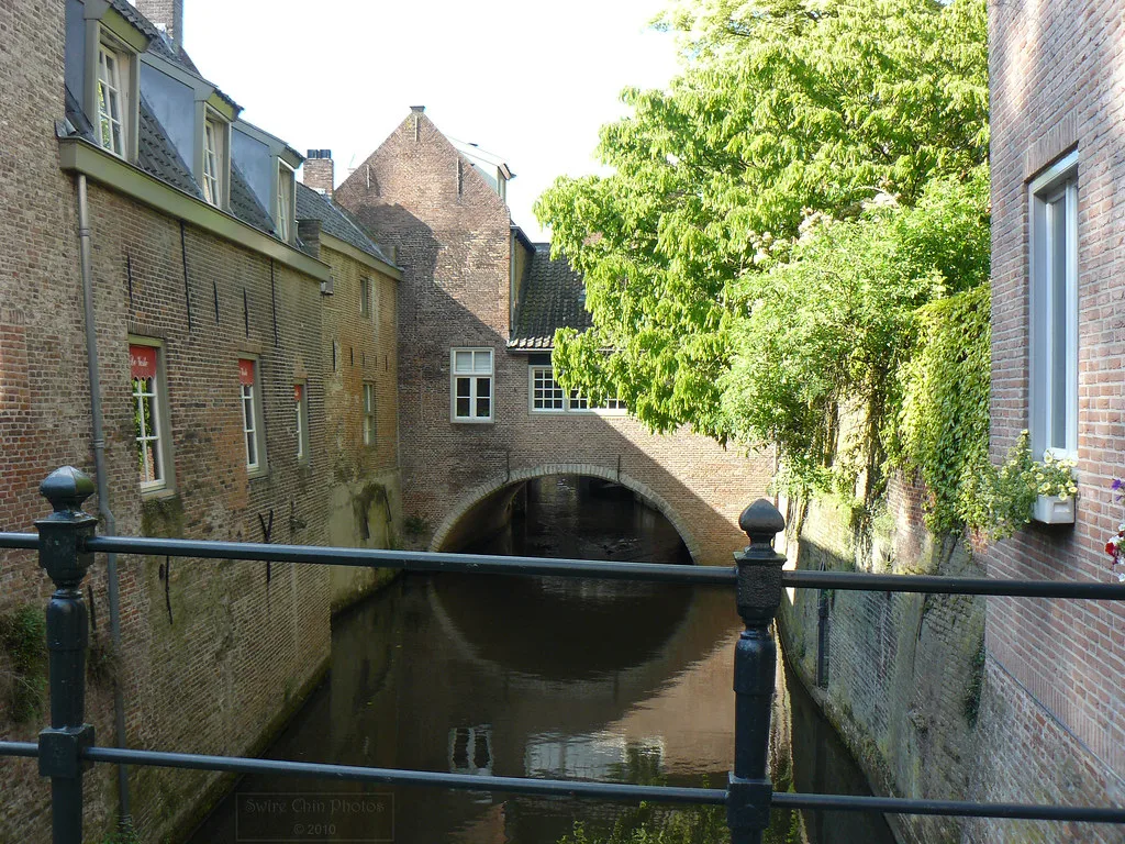 The Binnendieze near the Uilenburg, Den Bosch.